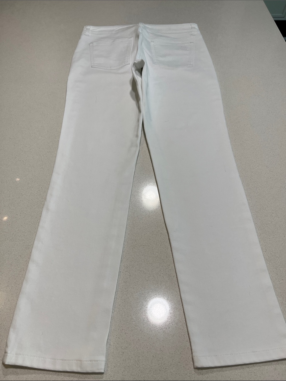 Brooks Brothers White Denim Ankle Jean Size 6. Like New. - Picture 2 of 10
